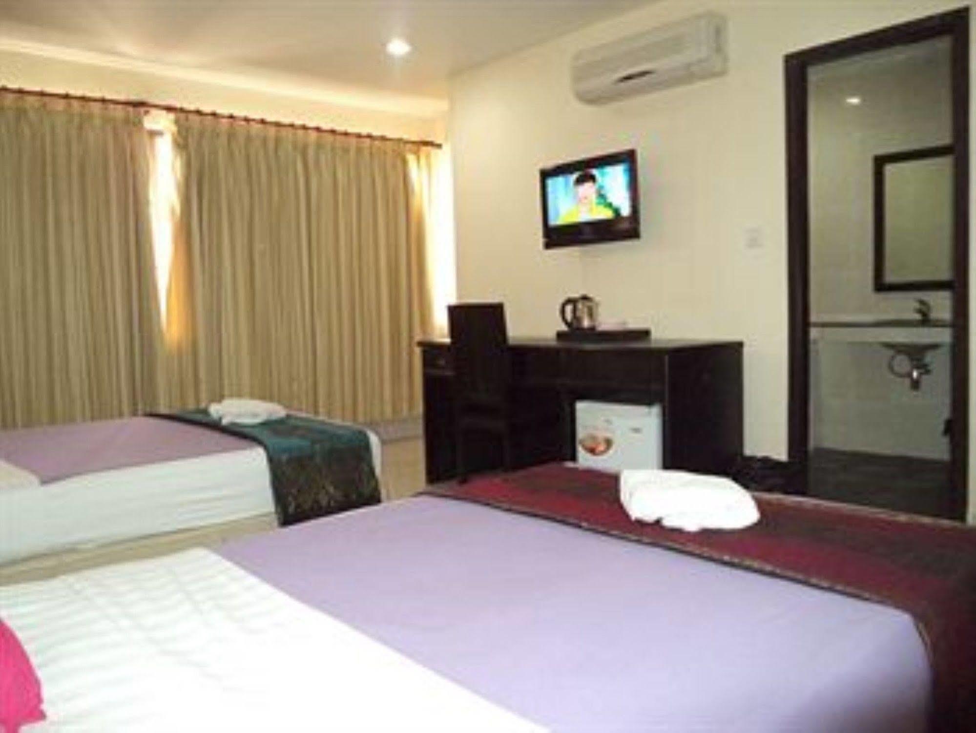 Grand Residence Phnom Penh Extérieur photo