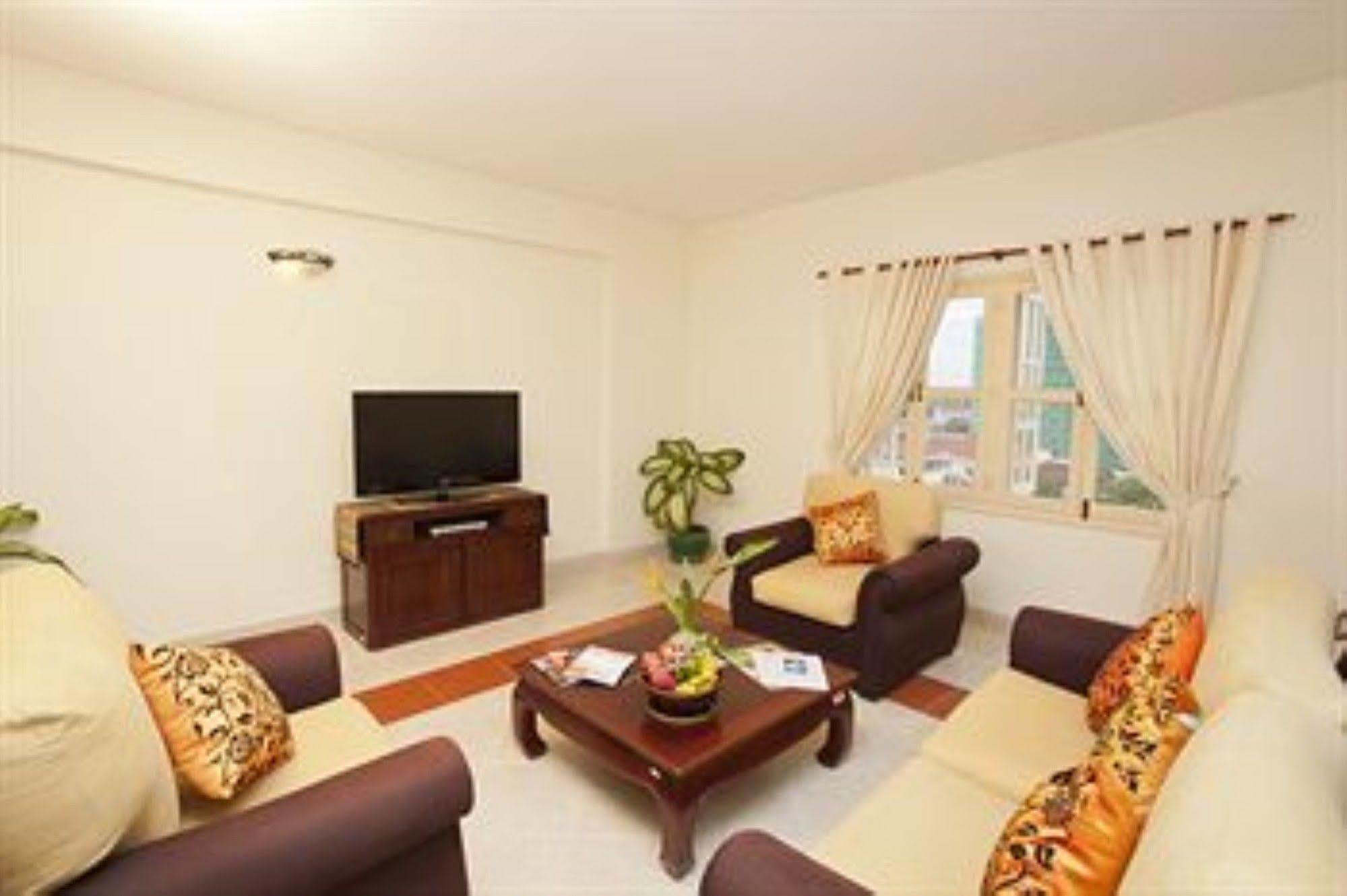 Grand Residence Phnom Penh Extérieur photo