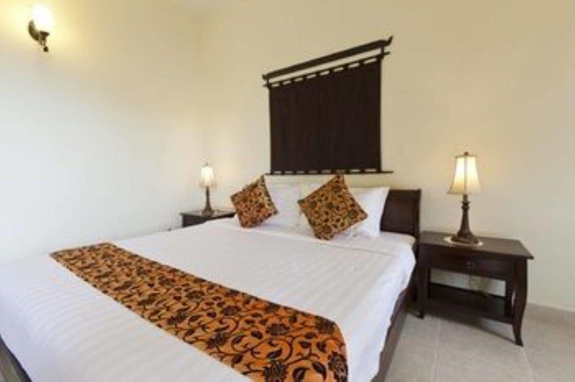 Grand Residence Phnom Penh Extérieur photo