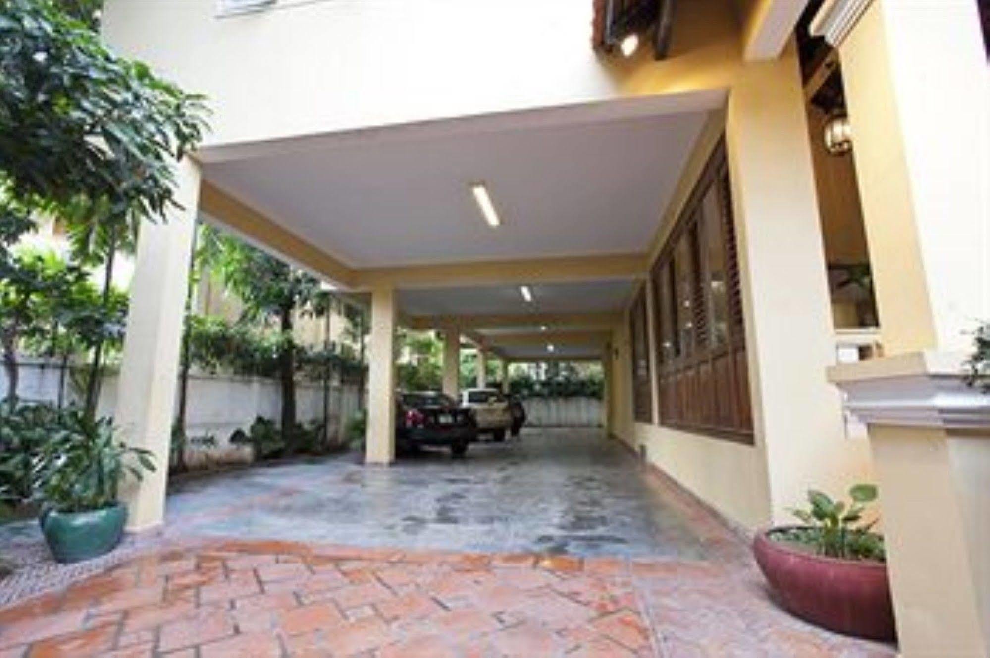 Grand Residence Phnom Penh Extérieur photo